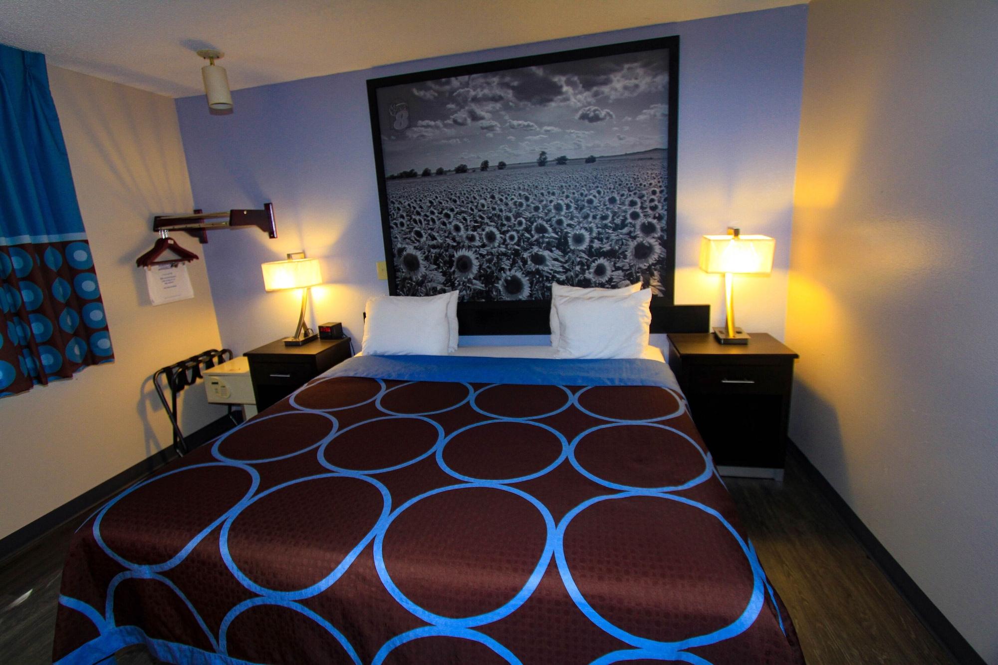 Super 8 By Wyndham Lenexa Overland Park Area/Mall Area Buitenkant foto