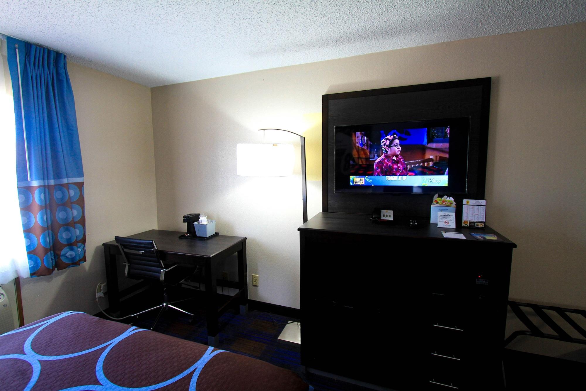 Super 8 By Wyndham Lenexa Overland Park Area/Mall Area Buitenkant foto