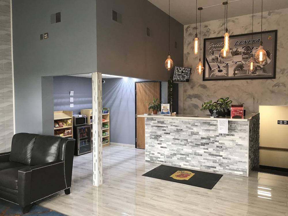 Super 8 By Wyndham Lenexa Overland Park Area/Mall Area Buitenkant foto
