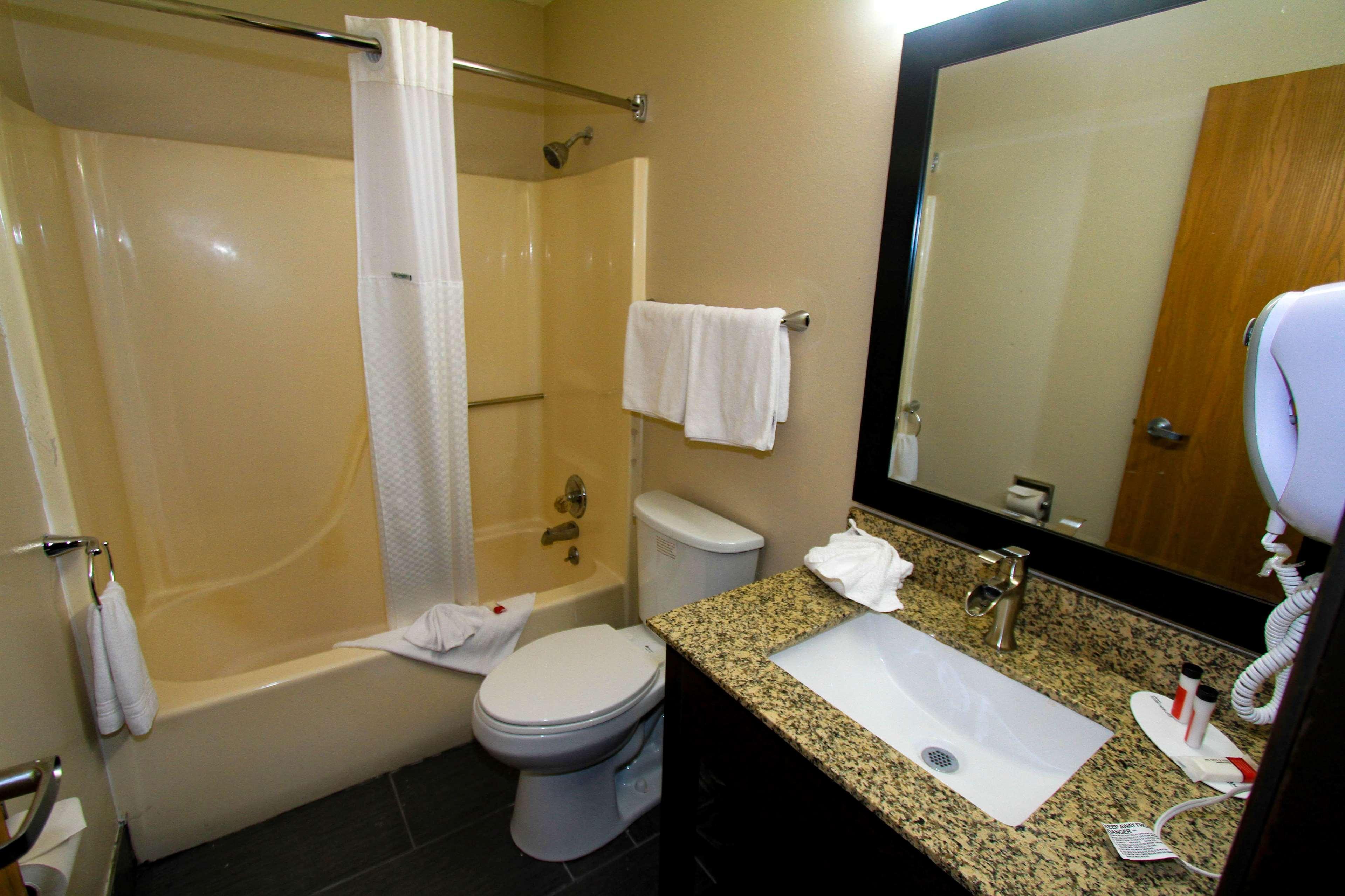 Super 8 By Wyndham Lenexa Overland Park Area/Mall Area Buitenkant foto