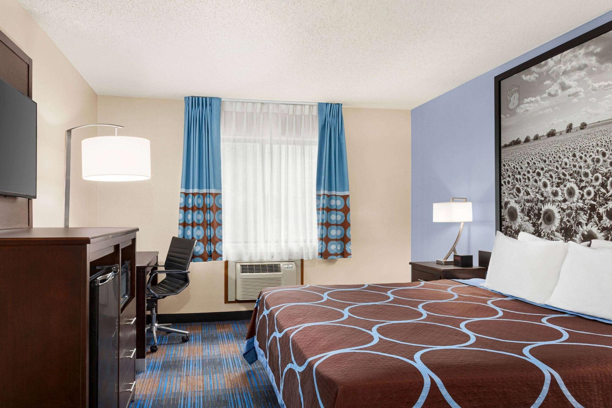 Super 8 By Wyndham Lenexa Overland Park Area/Mall Area Buitenkant foto