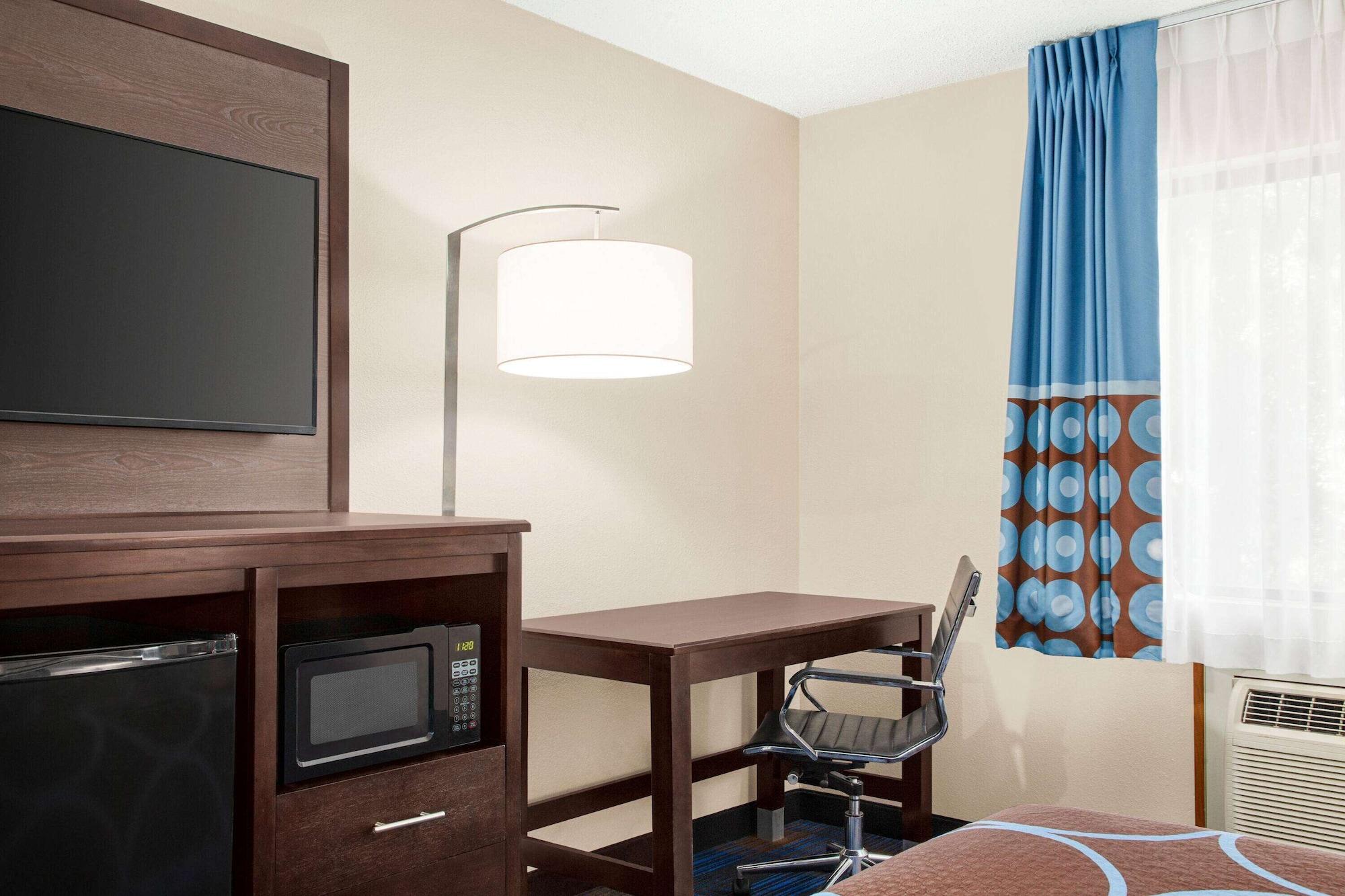 Super 8 By Wyndham Lenexa Overland Park Area/Mall Area Buitenkant foto