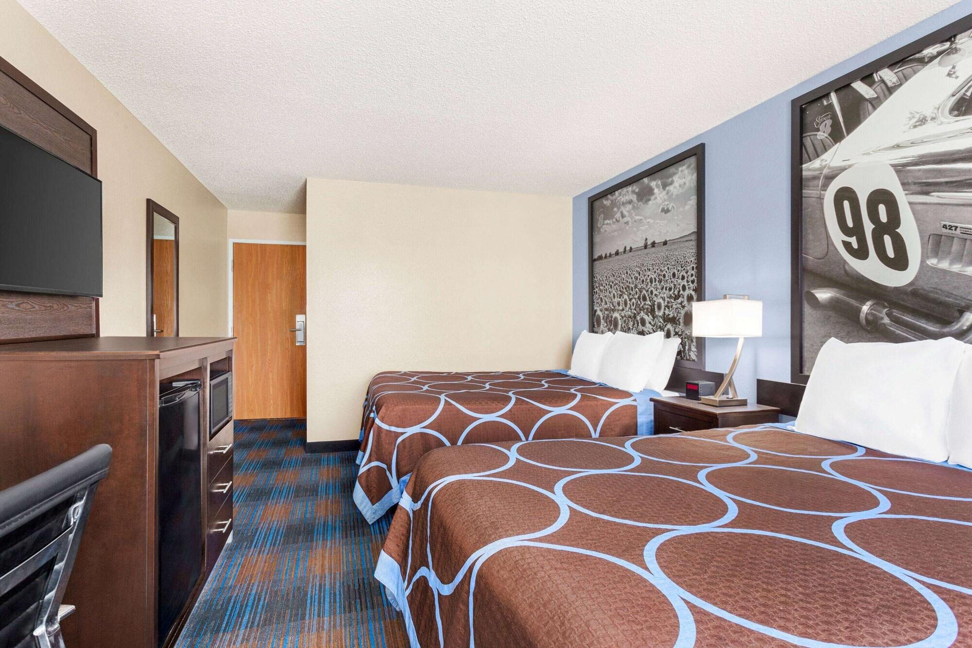 Super 8 By Wyndham Lenexa Overland Park Area/Mall Area Buitenkant foto
