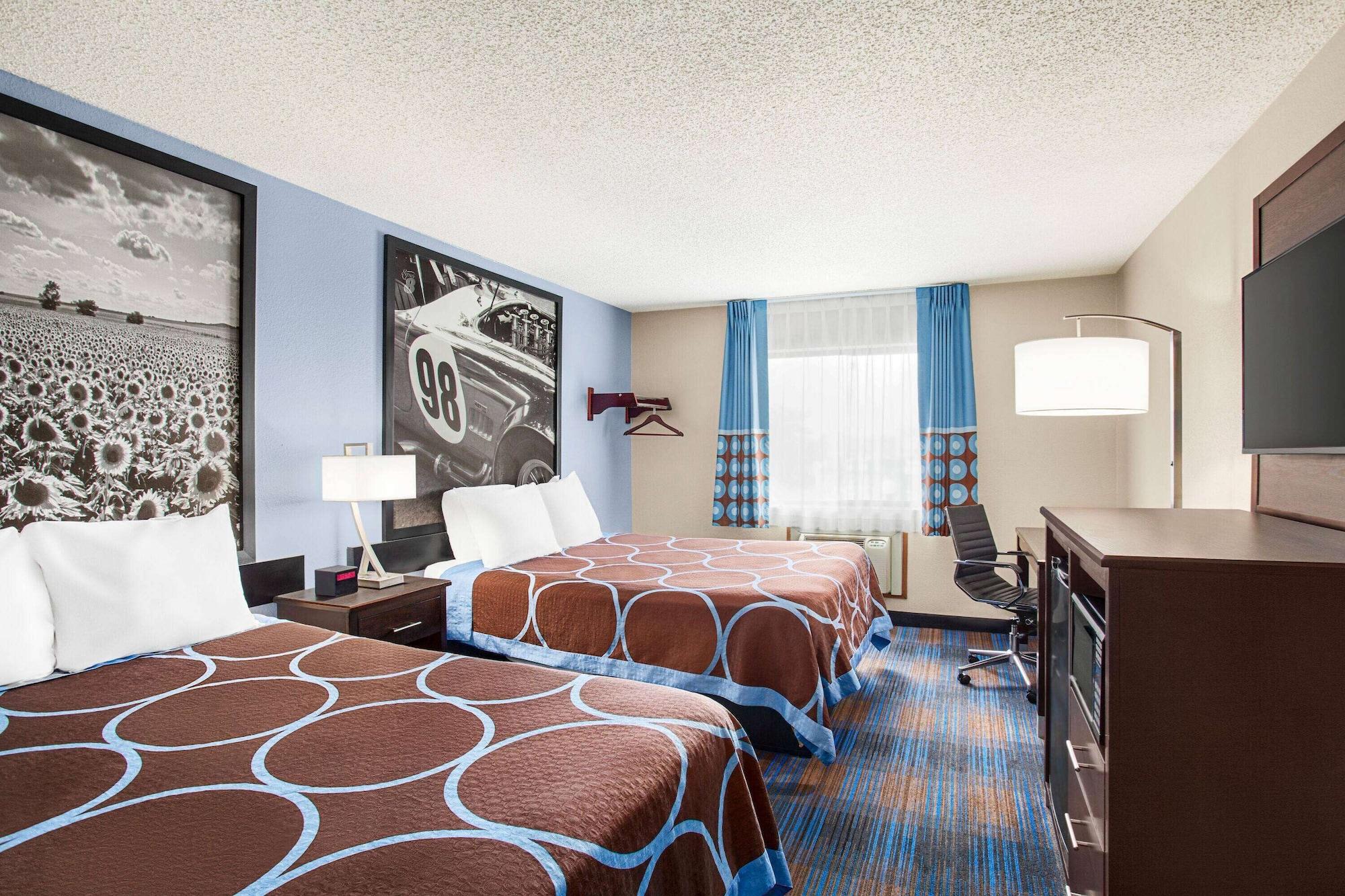 Super 8 By Wyndham Lenexa Overland Park Area/Mall Area Buitenkant foto
